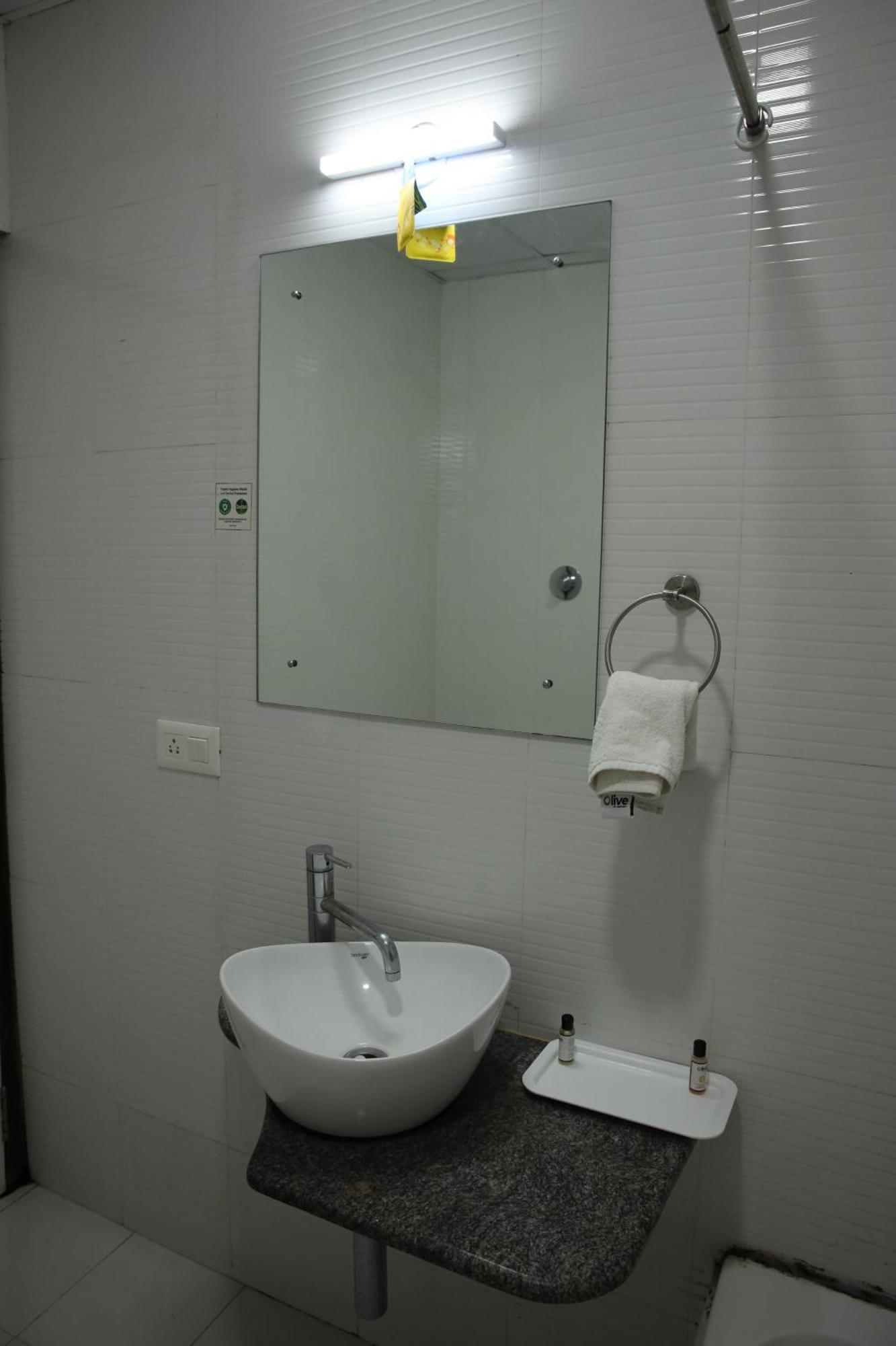 Olive Zip Rest House Road By Embassy Group Bangalore Ngoại thất bức ảnh